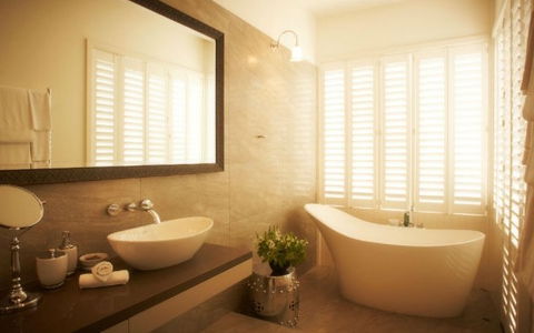 Lake House - Coogee Beach Accommodation 5