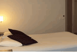 Beachfront Family Resort - Coogee Beach Accommodation 4