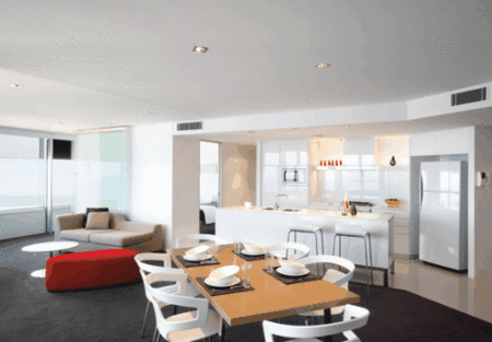 Q1 Resort & Spa - Coogee Beach Accommodation 3
