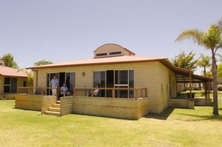 Discovery Holiday Parks - Koombana Bay - Coogee Beach Accommodation 0
