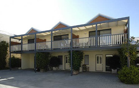 Freo Mews Executive Apartments - Coogee Beach Accommodation 0
