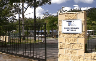 Timbertown Retreat - Coogee Beach Accommodation