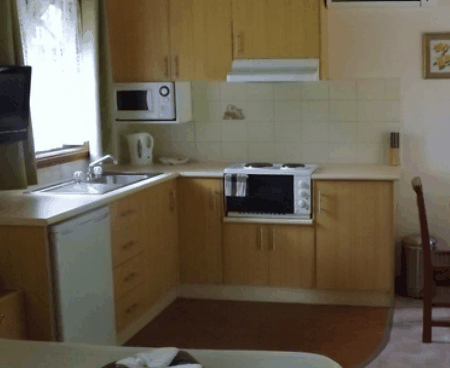 Tumut Log Cabins - Coogee Beach Accommodation