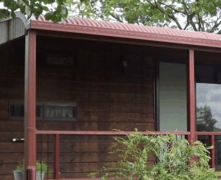 Tumut Log Cabins - Coogee Beach Accommodation 2