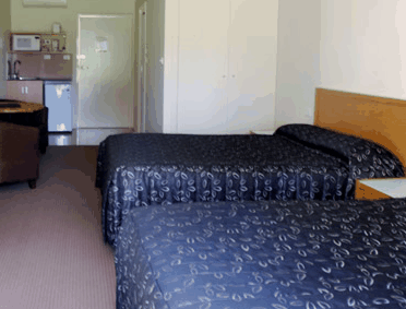 Tocumwal Golf Resort - Coogee Beach Accommodation 1