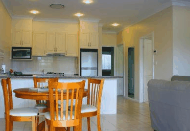 Cadman Apartments - Coogee Beach Accommodation 2