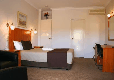 Cadman Apartments - Coogee Beach Accommodation 4