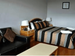 Airport International Motel - Coogee Beach Accommodation 0