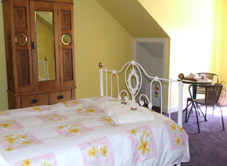 Dunns B & B - Coogee Beach Accommodation 1