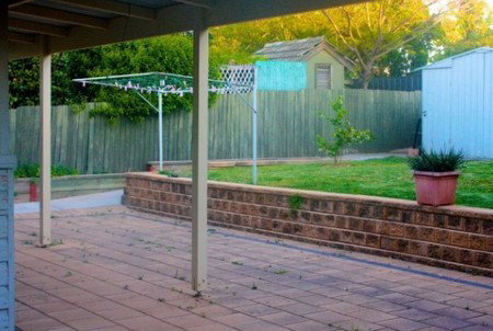 Straw Houses - Coogee Beach Accommodation 5