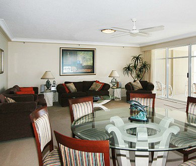 Burleigh Surf Beachfront Apartments - Coogee Beach Accommodation 0