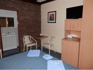 Benjamin Singleton Motel - Coogee Beach Accommodation 5