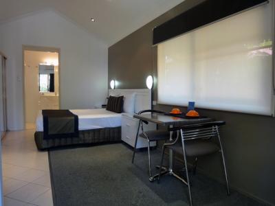 The Gateway Village Holiday Park - Coogee Beach Accommodation 6