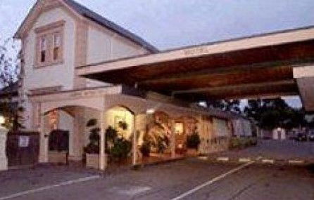 The Jasper Motor Inn - Coogee Beach Accommodation 0