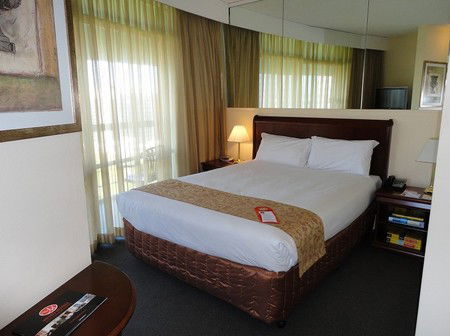 Metro Hotel Tower Mill - Coogee Beach Accommodation 3