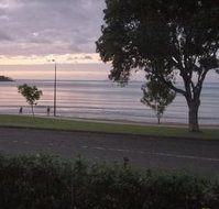 Whitsunday Waterfront Apartments - Coogee Beach Accommodation