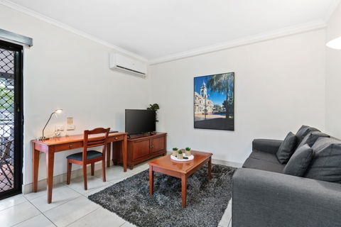 The Coffee House Apartments & Bistro - Coogee Beach Accommodation 10