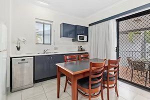 The Coffee House Apartments & Bistro - Coogee Beach Accommodation 12