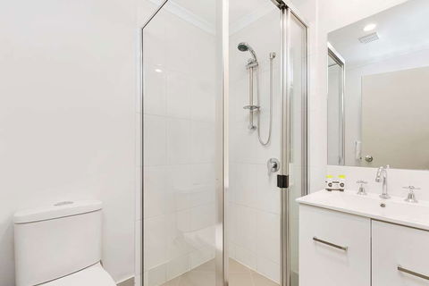 Rockhampton Riverside Central Hotel - Coogee Beach Accommodation 2