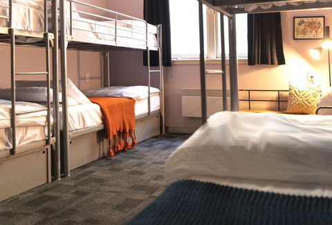 United Backpackers - Coogee Beach Accommodation 8