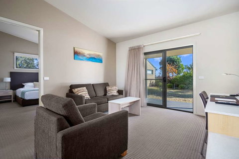 Quality Suites Point Cook Seasons 5 - Coogee Beach Accommodation 10