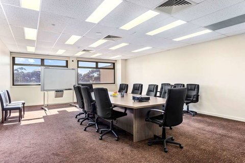 Quality Suites Point Cook Seasons 5 - Coogee Beach Accommodation 12