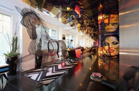 Adelphi Hotel - Coogee Beach Accommodation 1