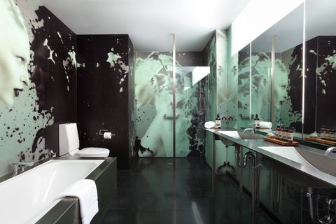 Adelphi Hotel - Coogee Beach Accommodation 5