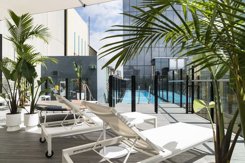 Adelphi Hotel - Coogee Beach Accommodation 8