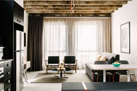 Veriu Broadway - Coogee Beach Accommodation 4