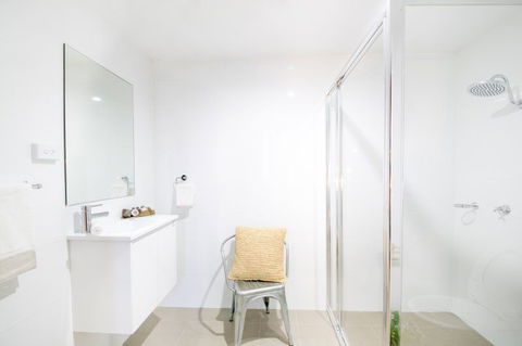 The Urban Newtown - Coogee Beach Accommodation 2