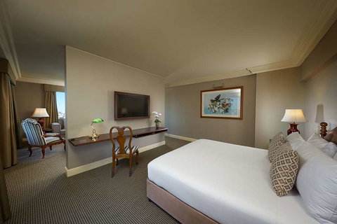 The Stamford Plaza Brisbane - Coogee Beach Accommodation 12