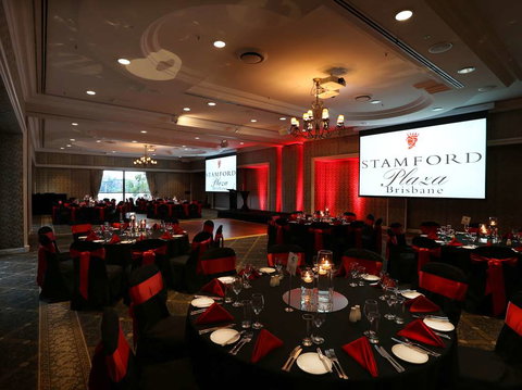 The Stamford Plaza Brisbane - Coogee Beach Accommodation 17