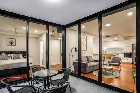 Arise Atlas - Coogee Beach Accommodation 6