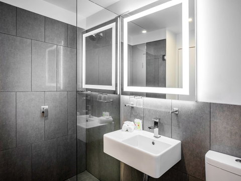 Ibis Styles Brisbane Elizabeth Street - Coogee Beach Accommodation 5