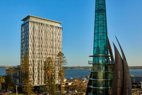 DoubleTree by Hilton Perth Waterfront - Coogee Beach Accommodation 0