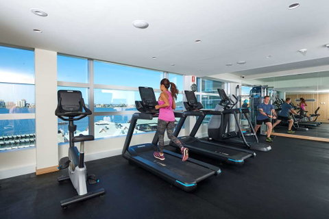 DoubleTree by Hilton Perth Waterfront - Coogee Beach Accommodation 17