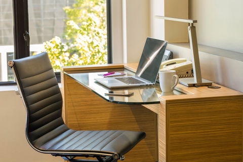 Crowne Plaza Canberra - Coogee Beach Accommodation 5