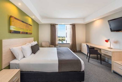 Mantra Tullamarine Hotel - Coogee Beach Accommodation 4