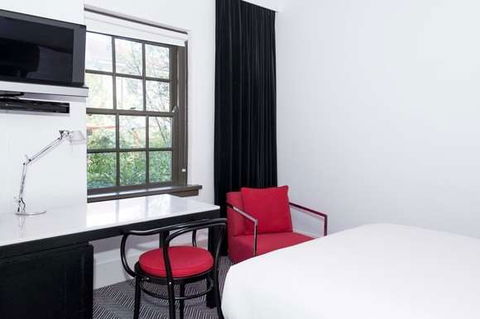 Peppers Gallery Hotel, Canberra - Coogee Beach Accommodation 3