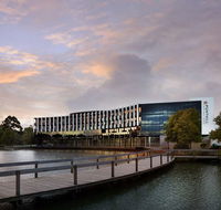 Punthill Caroline Springs - Coogee Beach Accommodation