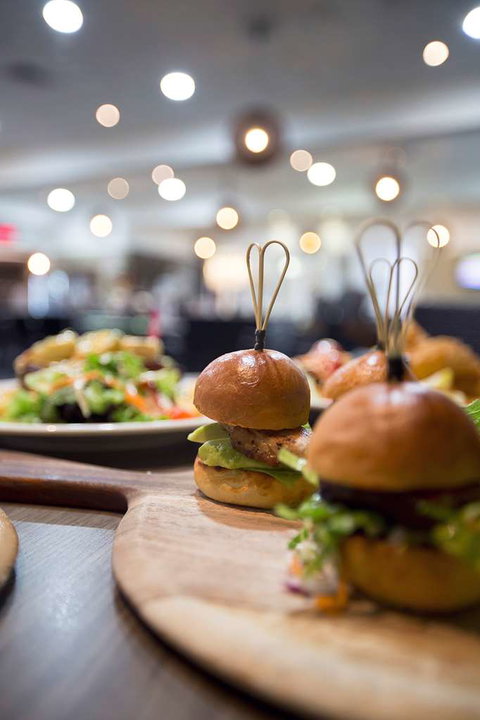 All Seasons Bendigo - Coogee Beach Accommodation 6