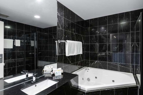 All Seasons Bendigo - Coogee Beach Accommodation 11