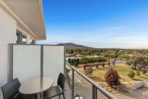 Adina Serviced Apts Canberra Dickson - Coogee Beach Accommodation 8