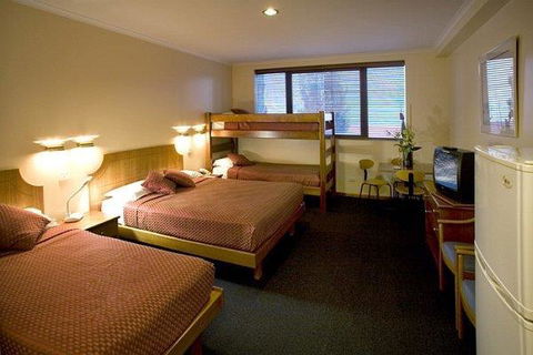 Capital Executive Apt Hotel Canberra - Coogee Beach Accommodation 2