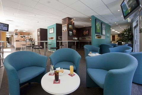 Pacific Suites Canberra - Coogee Beach Accommodation 3