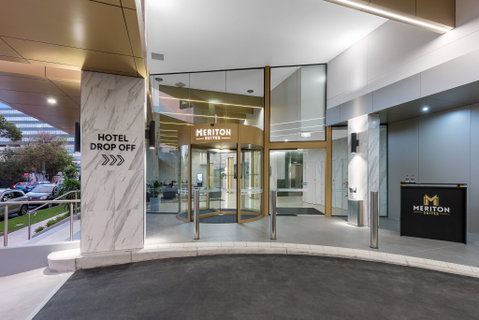 Meriton Suites Sydney Airport - Coogee Beach Accommodation 2