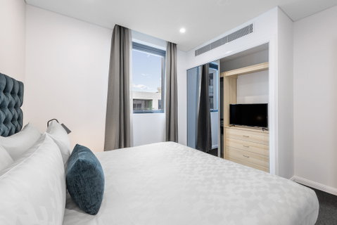 Meriton Suites Sydney Airport - Coogee Beach Accommodation 12