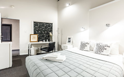 Airport Hotel Sydney - Coogee Beach Accommodation 3