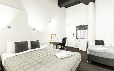 Airport Hotel Sydney - Coogee Beach Accommodation 5